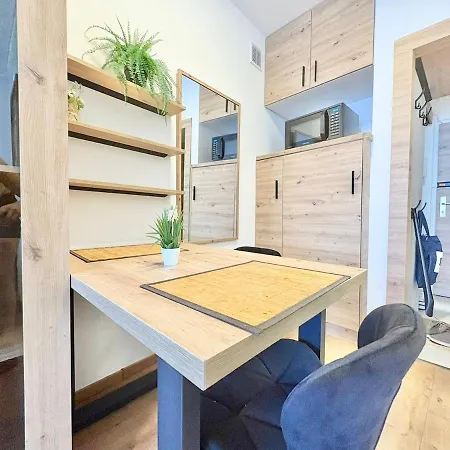 Egressy Cozy Renovated Ac Wifi Διαμέρισμα