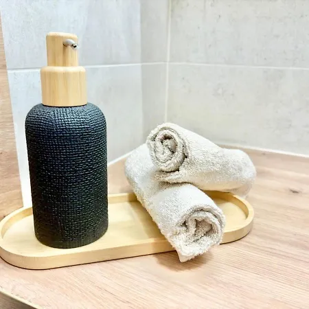 Egressy Cozy Renovated Ac Wifi